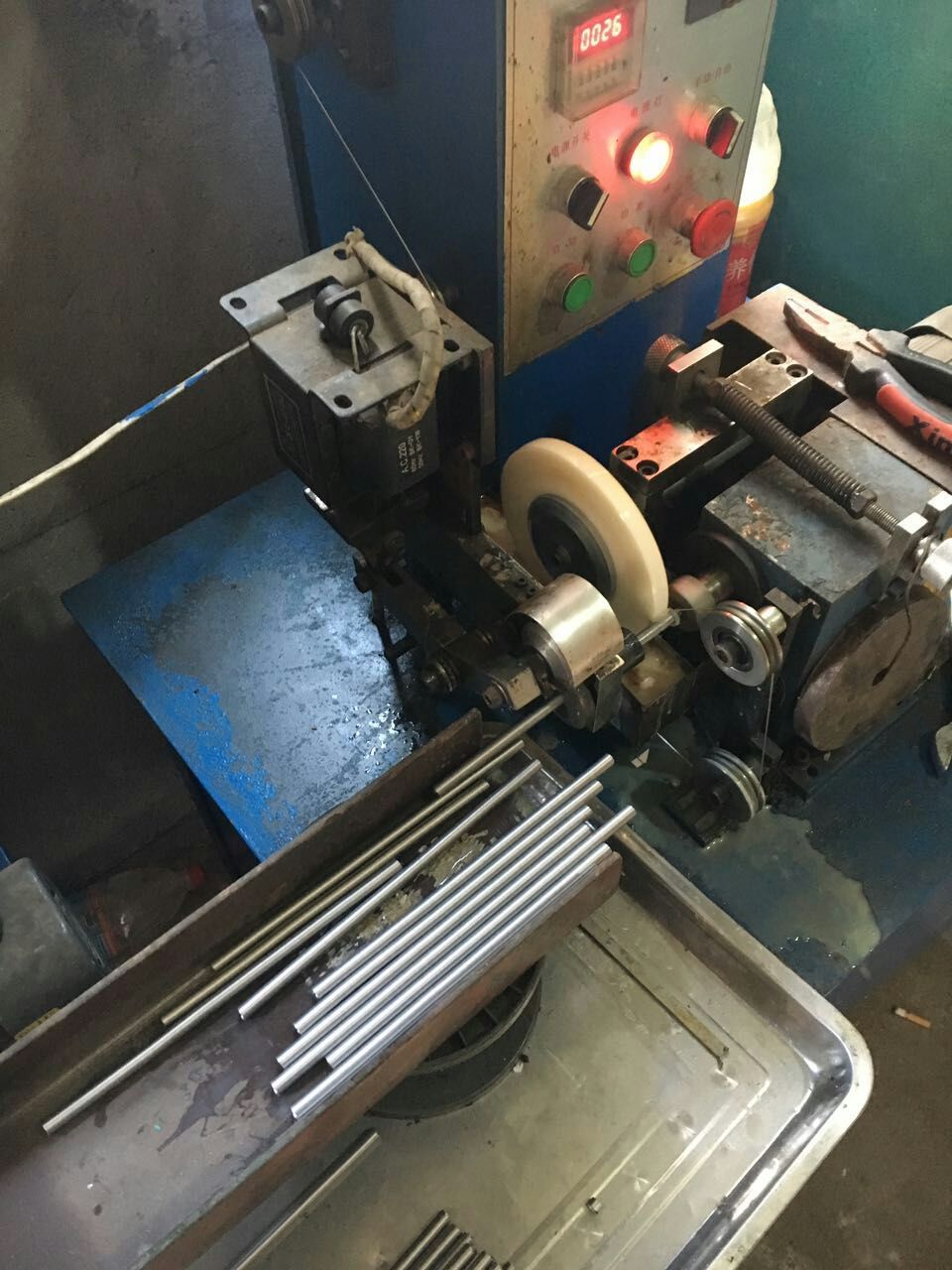 爐條加工，爐條加工車間(圖1)